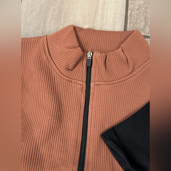 OQQ - NWT 2-Piece BodyCon Ribbed Zip-Front Short Sleeve Mini Dresses - Picture 7 of 8